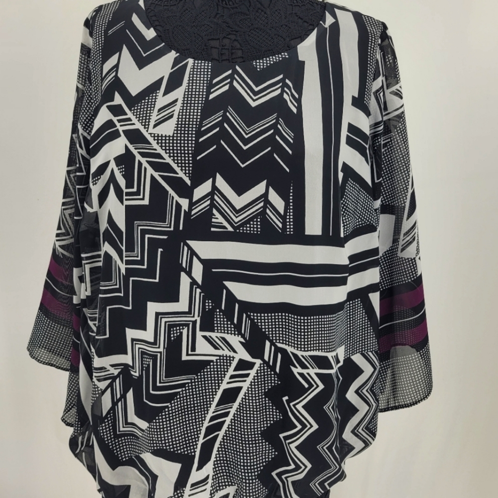 AGB beautiful flowy top